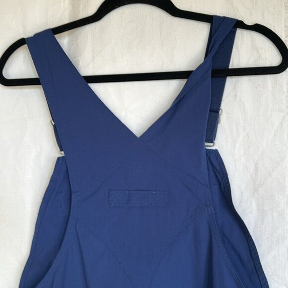 DULUTH TRADING CO. women’s Blue Heirloom Gardening shirt overalls. Size M. - Picture 8 of 11
